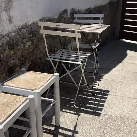 Apartamento Vivienda Con Terraza En Playas De Baiona