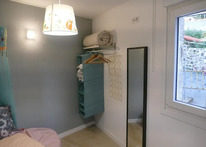 Apartamento Vivienda Con Terraza En Playas De