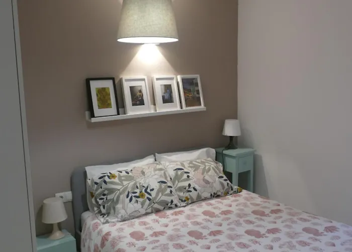 Apartamento Vivienda Con Terraza En Playas De Baiona